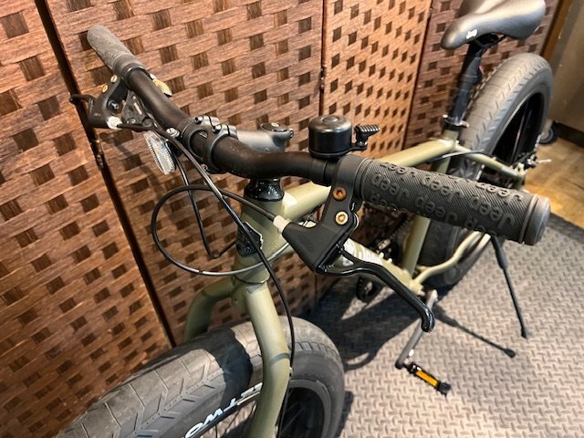 AVIREX 自転車 ビーチクルーザー AV-201SR レッド AVIREX 自転車 ビーチクルーザー AV-201SR レッド - メルカリ