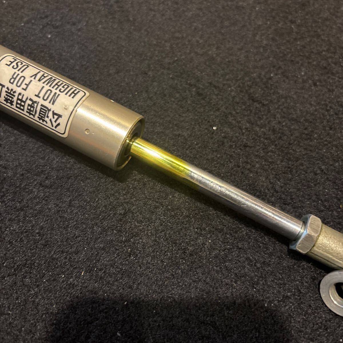 NHK ステアリングダンパーCBX400F NC07 PC04 漏れ滲みなし NHK ステアリングダンパーCBX400F NC07 PC04 漏れ滲みなし