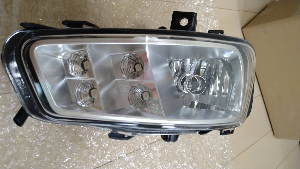 黄金色 LG 120W ハイパワー H3 LED バルブ ランプ イエロー 2個 プロフィア レンジャープロ クオン ギガ フォワード スーパーグレート 黄金色 LG 120W ハイパワー H3 LEDバルブ フォグランプ イエロー 2個