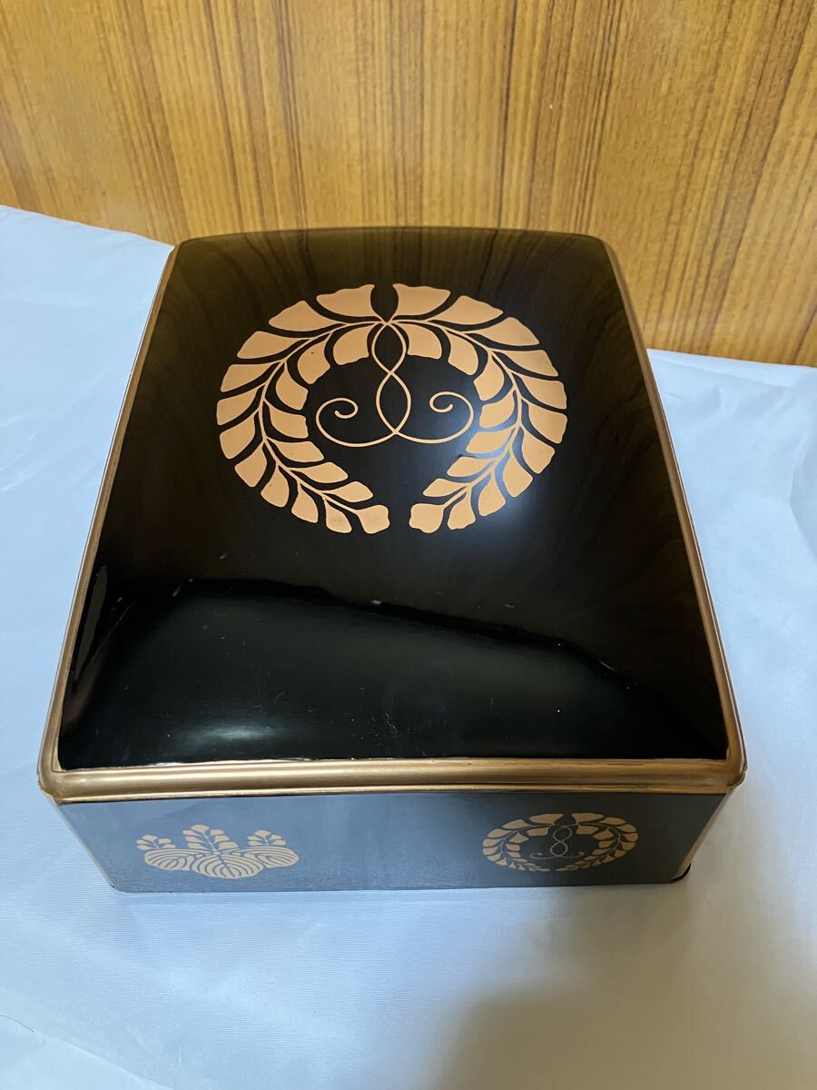 浄土真宗西本願寺 鷲見法衣店謹製 色衣 僧綱板付 僧侶仏教仏具法衣袈裟装 袖に一部破れあり 法衣 浄土真宗のYahoo!オークション(旧ヤフオク!)の相場・価格を見る