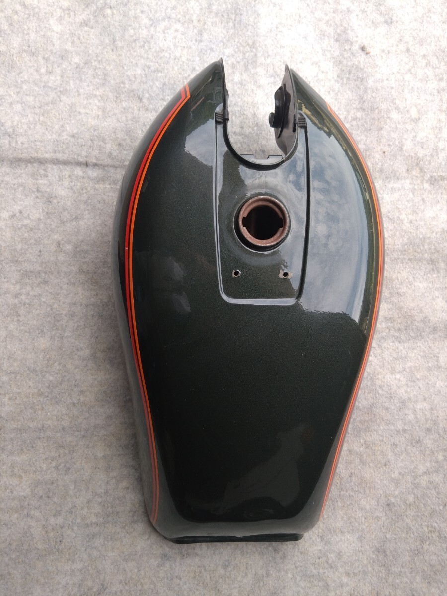 【超美品・USED/正規店購入/αゲル入り】アシックス S２ APEX（アペックス）モデル 　サイズ＝30.0ｃｍ 　カラー＝ホワイト×モスグリーン