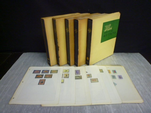 QC-0516-45 外国切手 南アフリカ エチオピア マダガスカル等 未使用 使用済み 印有 貼付 まとめて バラ1,200枚 小型シート FDC他 ブック5冊の1番目の画像