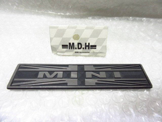 新品】☆GB250クラブマン/5型純正タンクのタンクエンブレム/赤/16,17