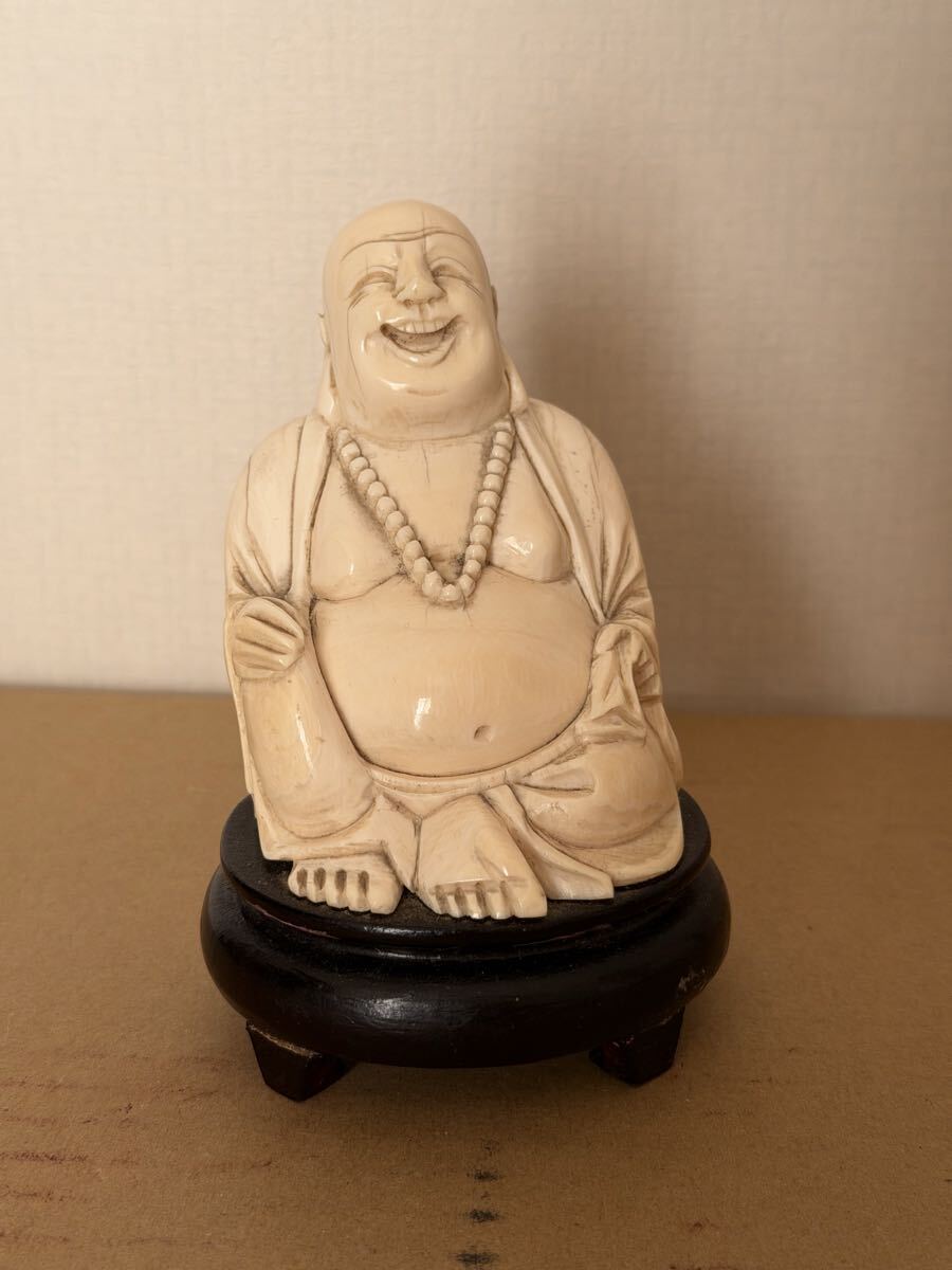 26-1）本象牙 布袋様 東洋 彫刻 置物 布袋尊 象牙 (銘:松山) 重さ:79g
