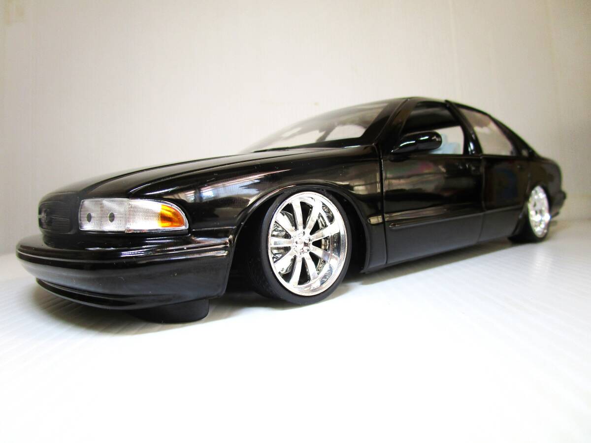 MIRA製 1/18 シボレー サバーバン ローダウン カスタム ☆1997 Chevrolet サバーバン 5.7 ローダウンカスタム 売り切ります