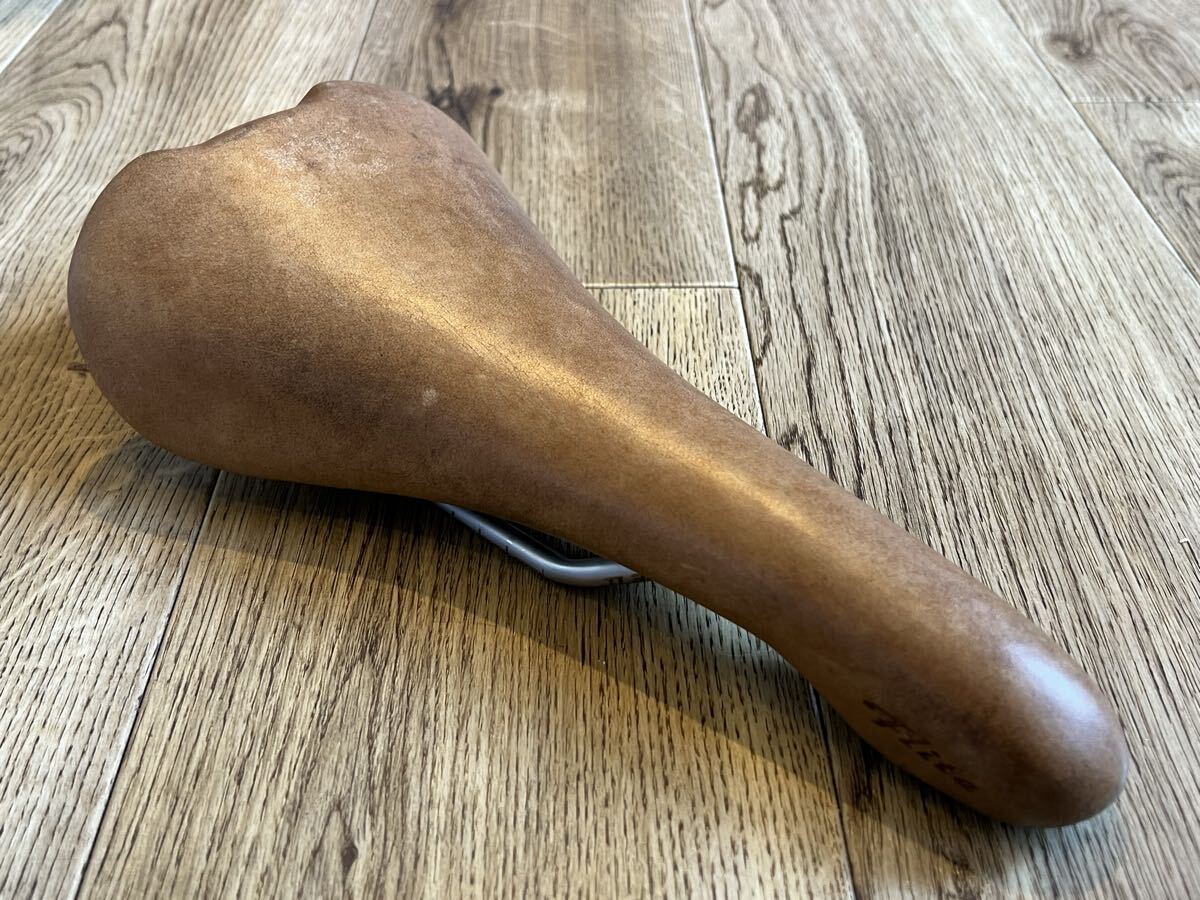 新品】1円スタート！超クール！名作セライタリアSLR ヌバック／Selle 