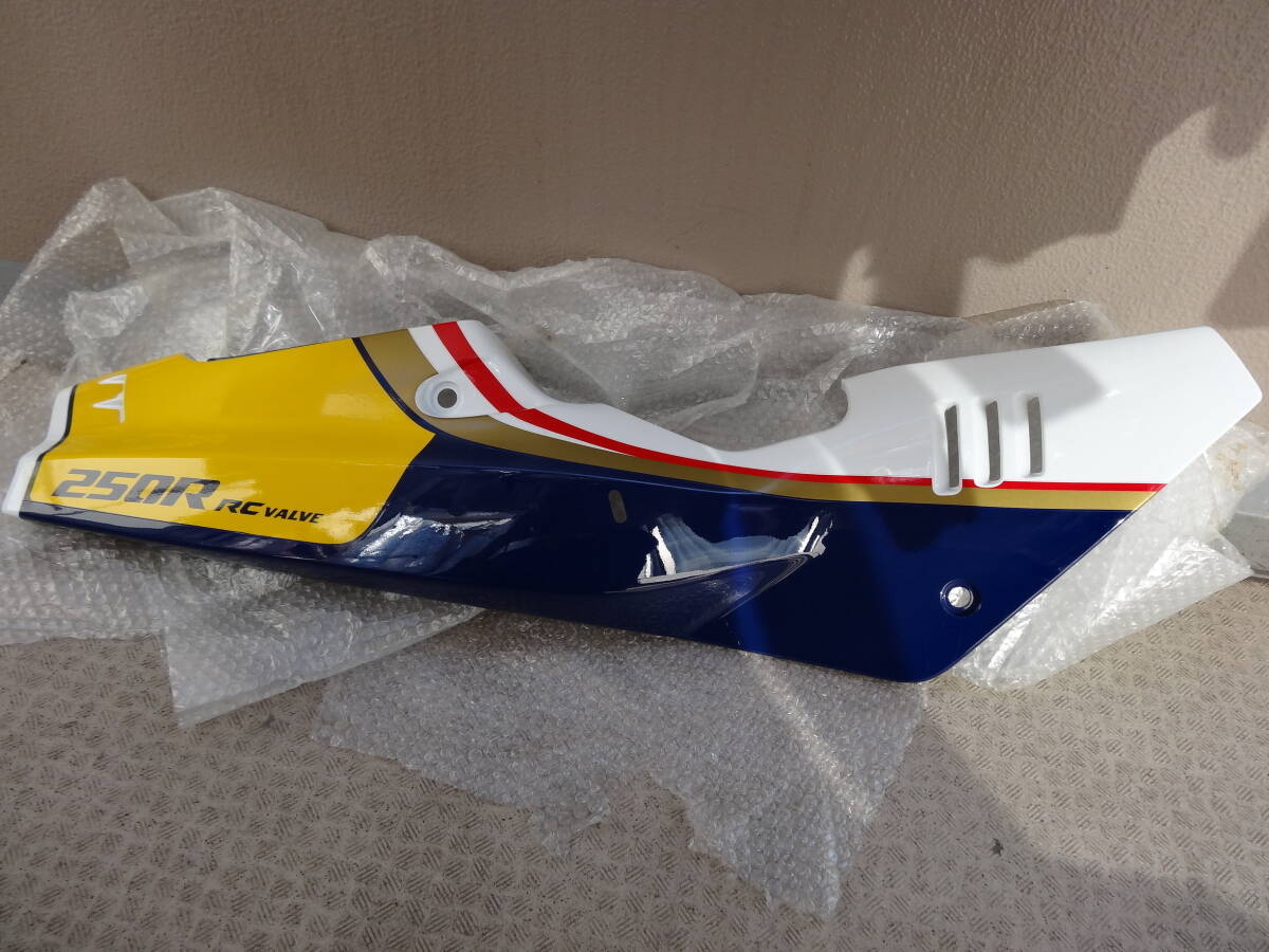 NSR250 Mc18sp rothmans 純正シートカウルカングー純正マルチルーフレール