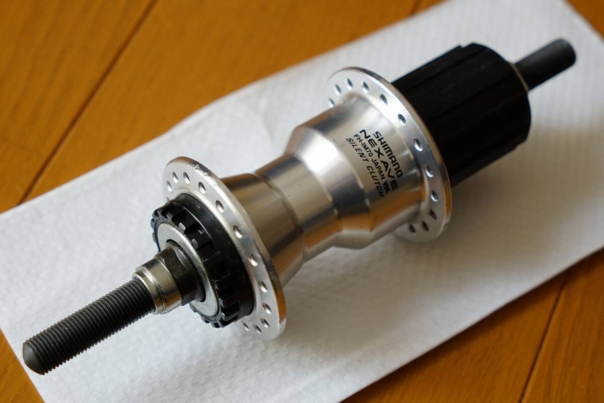 【未使用新品】FH-IM70 SHIMANO製 レア Shimano FH-IM40 日本製 カセット ローラーブレーキ対応 シマノ