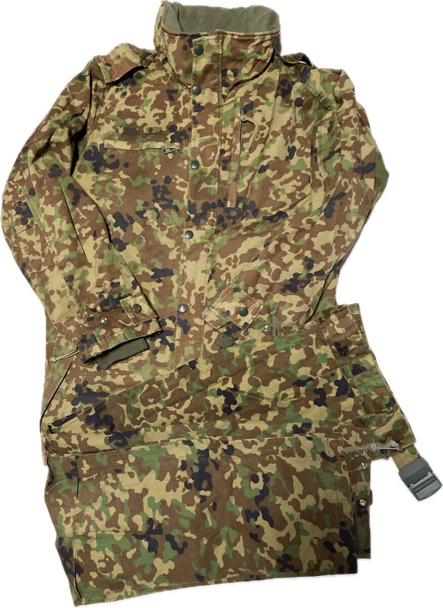 防寒戦闘服外衣　ライナー付き　上下セット ◎送料無料◎多少難あり 陸上自衛隊 防寒戦闘服外衣上下ライナー付き