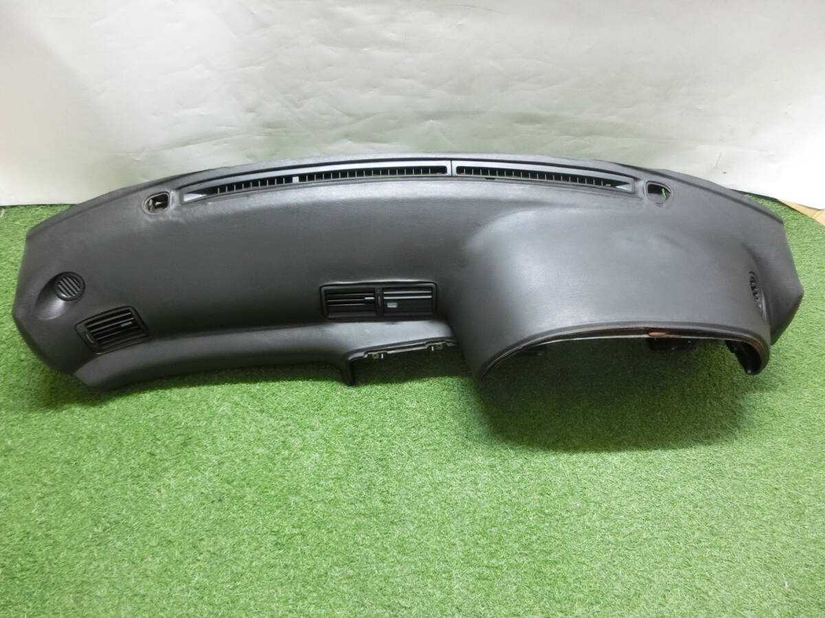 旧車スカイラインGC10日産メーターパネルNISSANニッサン純正カー用品 