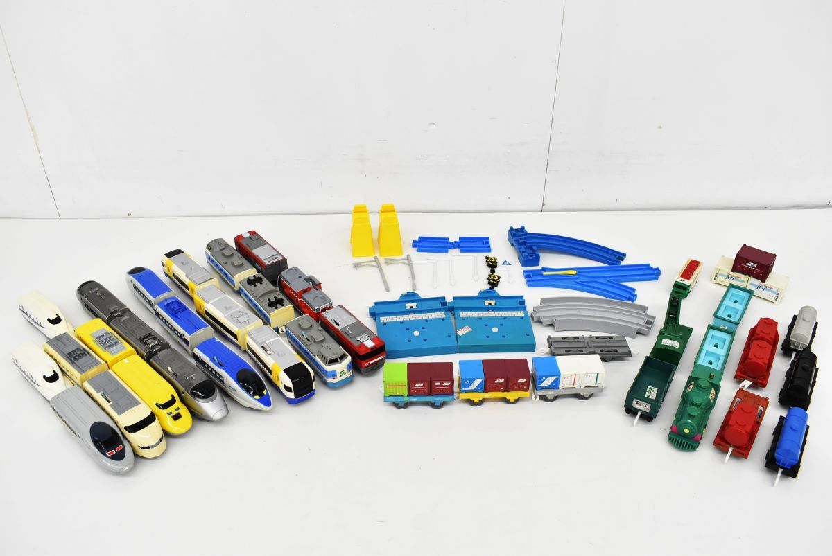□中古 プラレール 大量出品 車両 たくさん ジャンク品 11キロ 120
