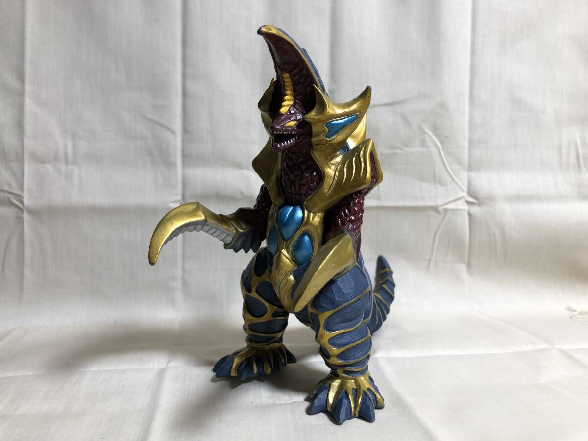 ウルトラマンティガ ガイア ウルトラ怪獣シリーズ タグ付きソフビ フィギュア バンダイ スキューラ タグ付き ソフビ ウルトラ怪獣シリーズ