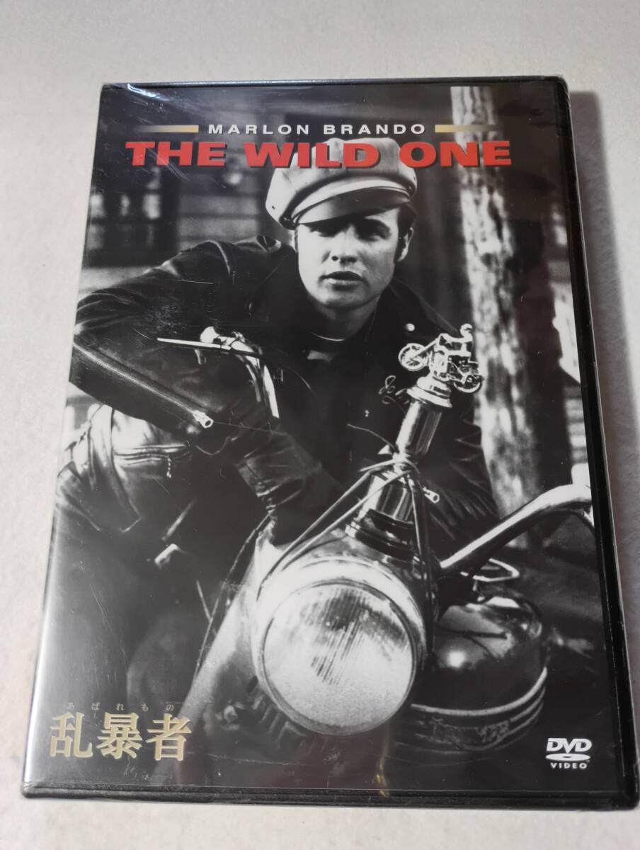 希少 トライアンフ 映画「THE WILD ONE（乱暴者）」仕様 マーロン