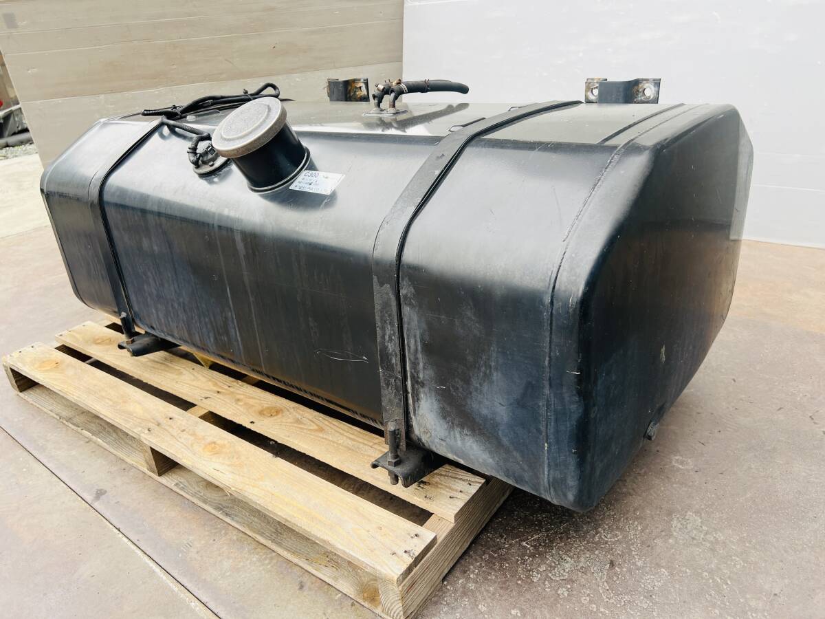 E300 300L 宝栄工業 燃料タンク 横930㎜×奥行660㎜×高さ560㎜ (バンド