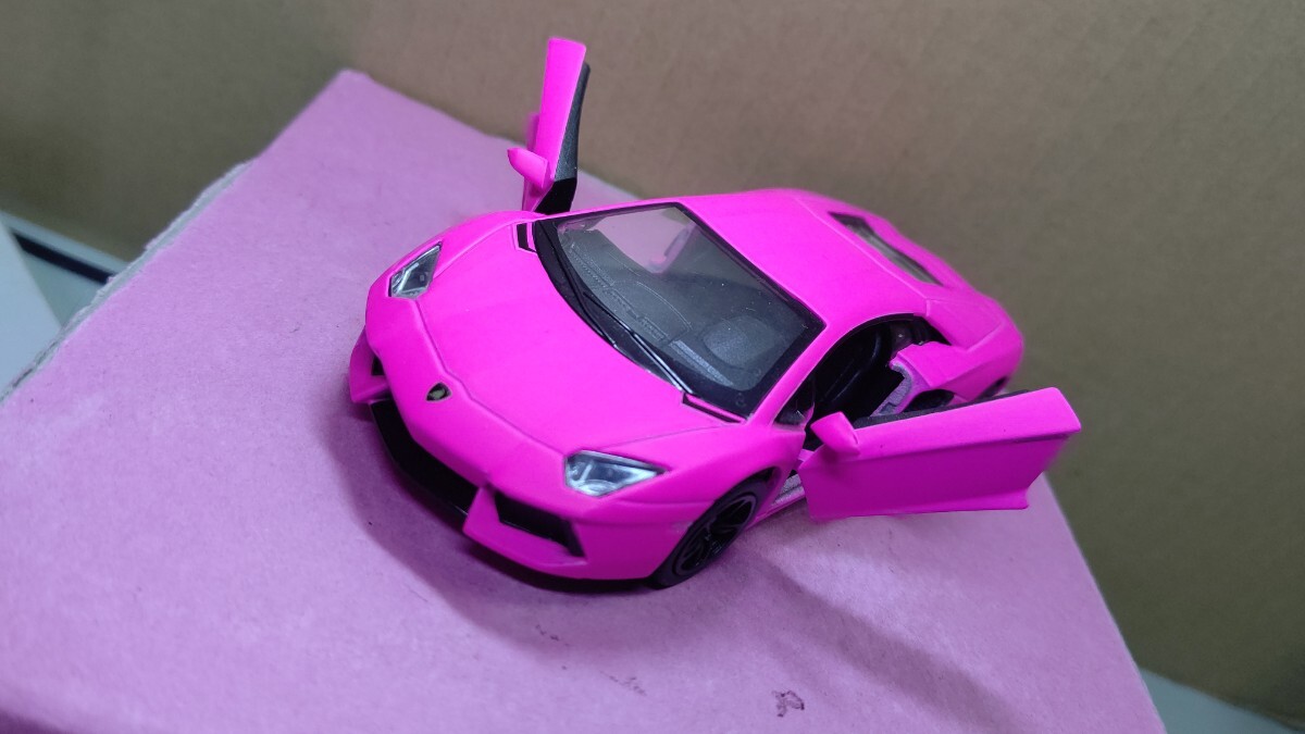 新品】LB Liberty Walk 1/64 ランボルギーニ LP700-4 Liberty Walk LB
