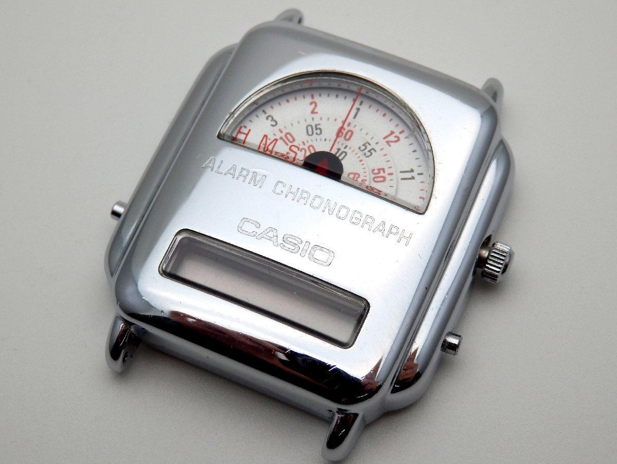動作品 ジャンク 2個 CASIO W-24 W-24-A 248 カシオ ALARM CHRONOGRAPH