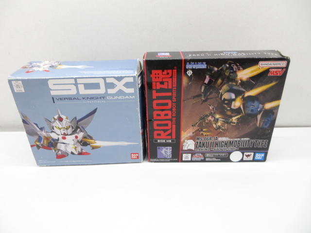 カードダス（105バーサルナイトガンダム）：ガンプラパッケージアート