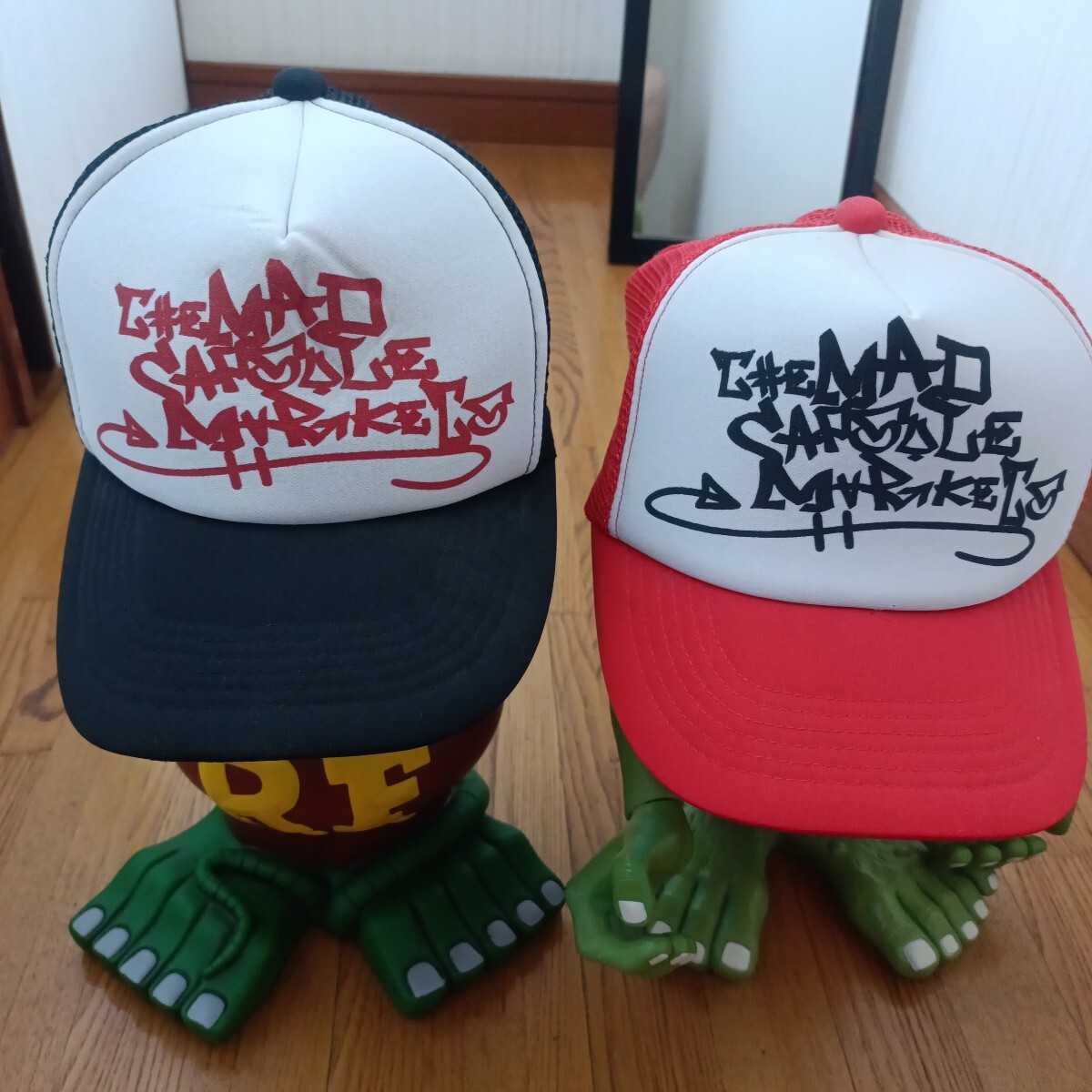 中古】狂薬売店 the mad capsule markets Tシャツ 黒 Lサイズ 4PLUGS