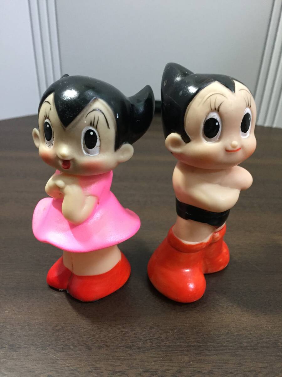 ☆385197 鉄腕アトム ウランちゃん ソルト&ペッパー 調味料入れ 陶器の