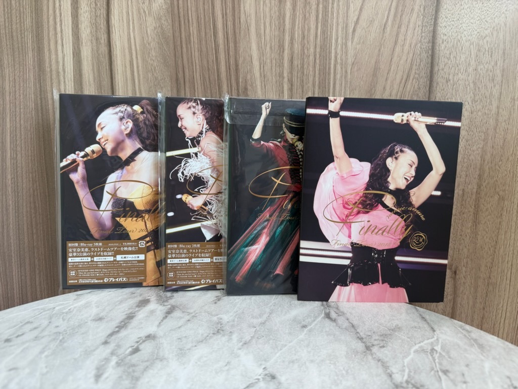 新品】安室奈美恵 ポスター レア 安室ちゃん アムロ ナミエ namie
