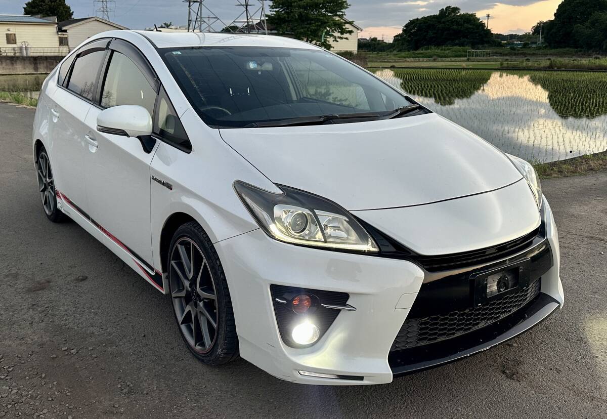 送料無料 PRIUS 50プリウス 純正17インチ用 アクセントピース 1台分 
