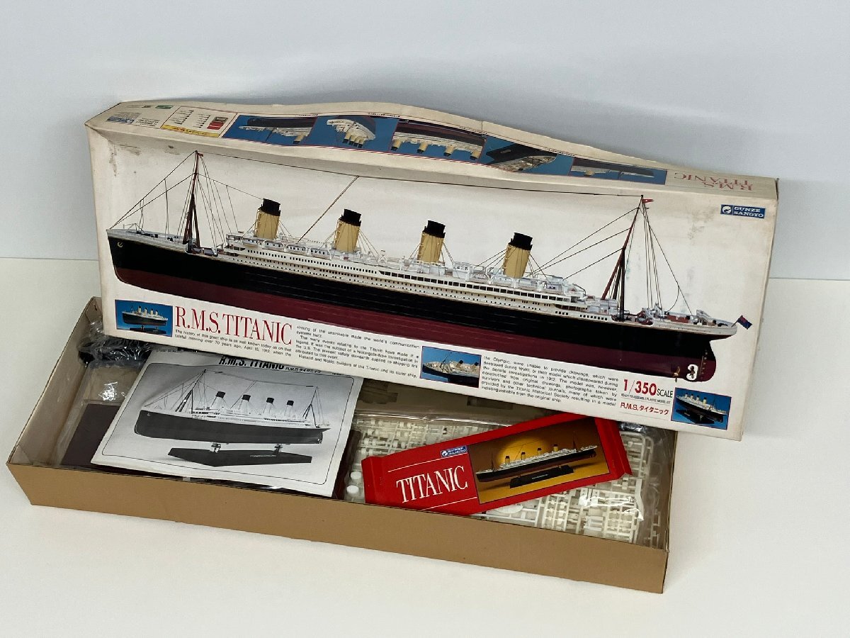 未使用】コレクター向け タイタニック号 TITANIC 高級陶食器レプリカ