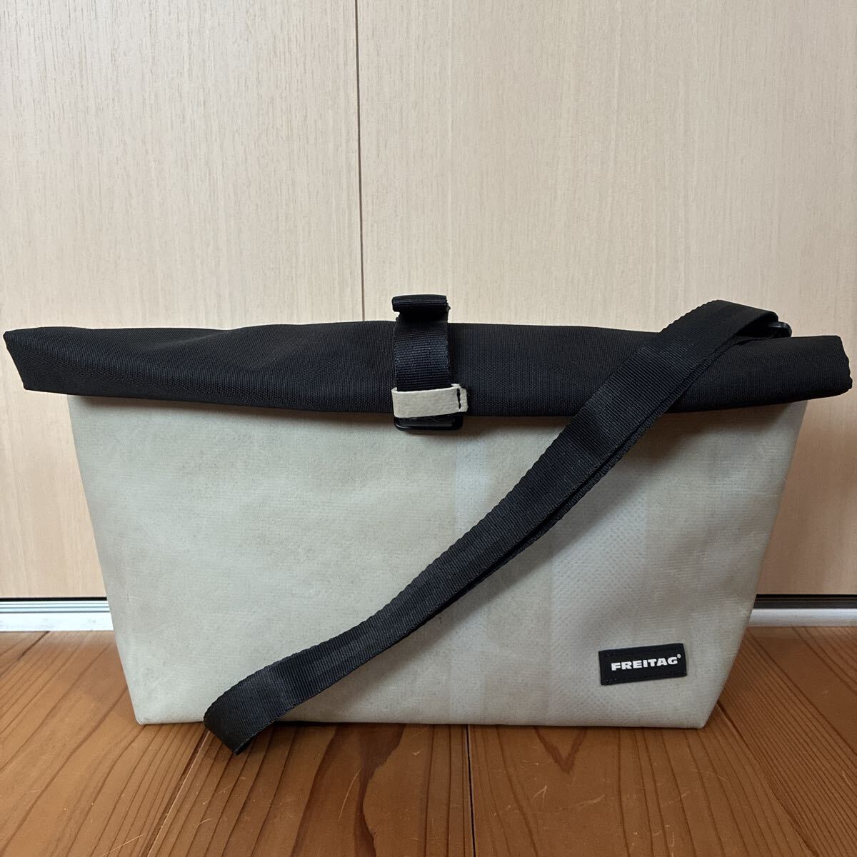 中古】中古 廃盤 送料無料 FREITAG F61 BETTY BLACK単色の落札情報詳細