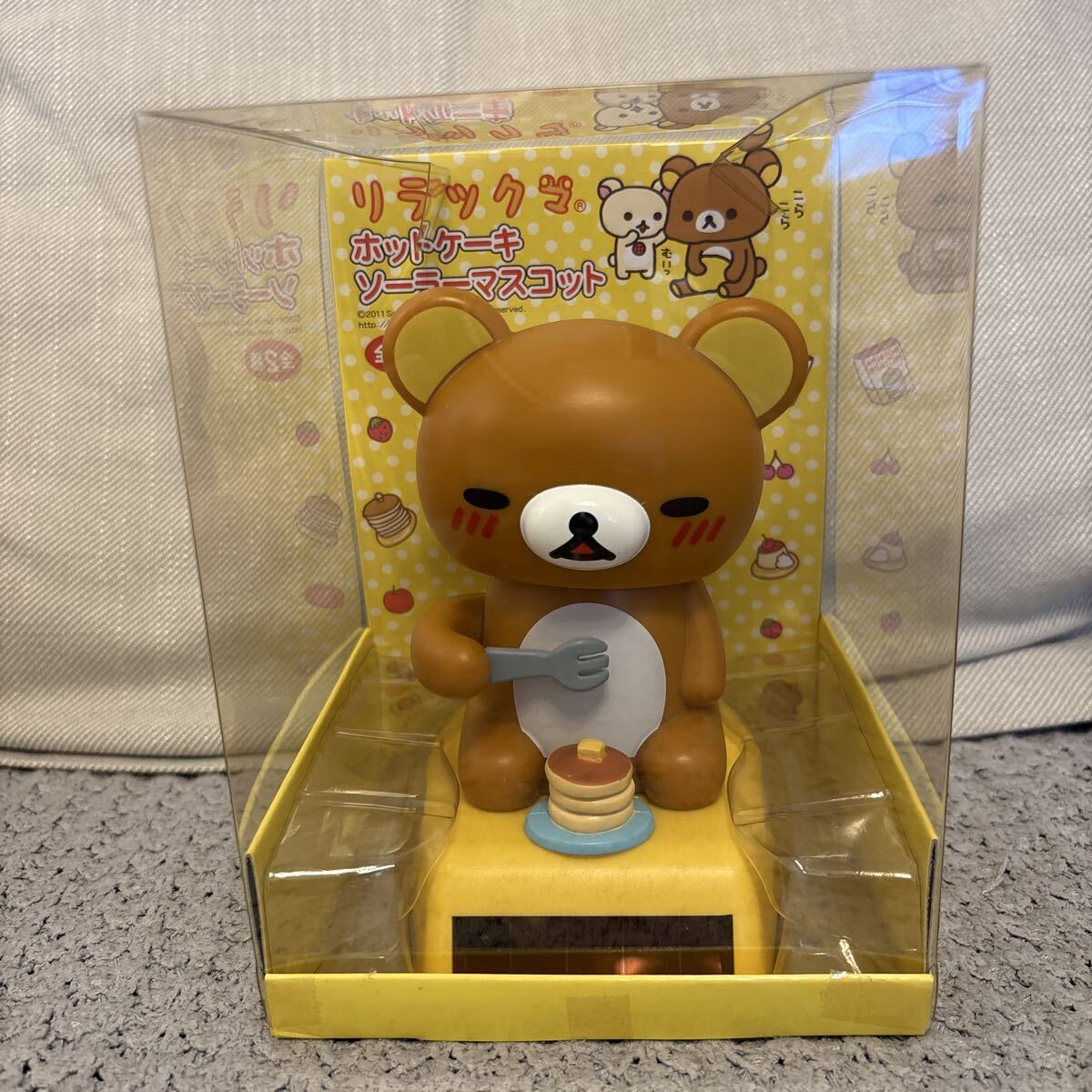新品】【〈送料無料〉】星のカービィ スイーツクッション ホットケーキ