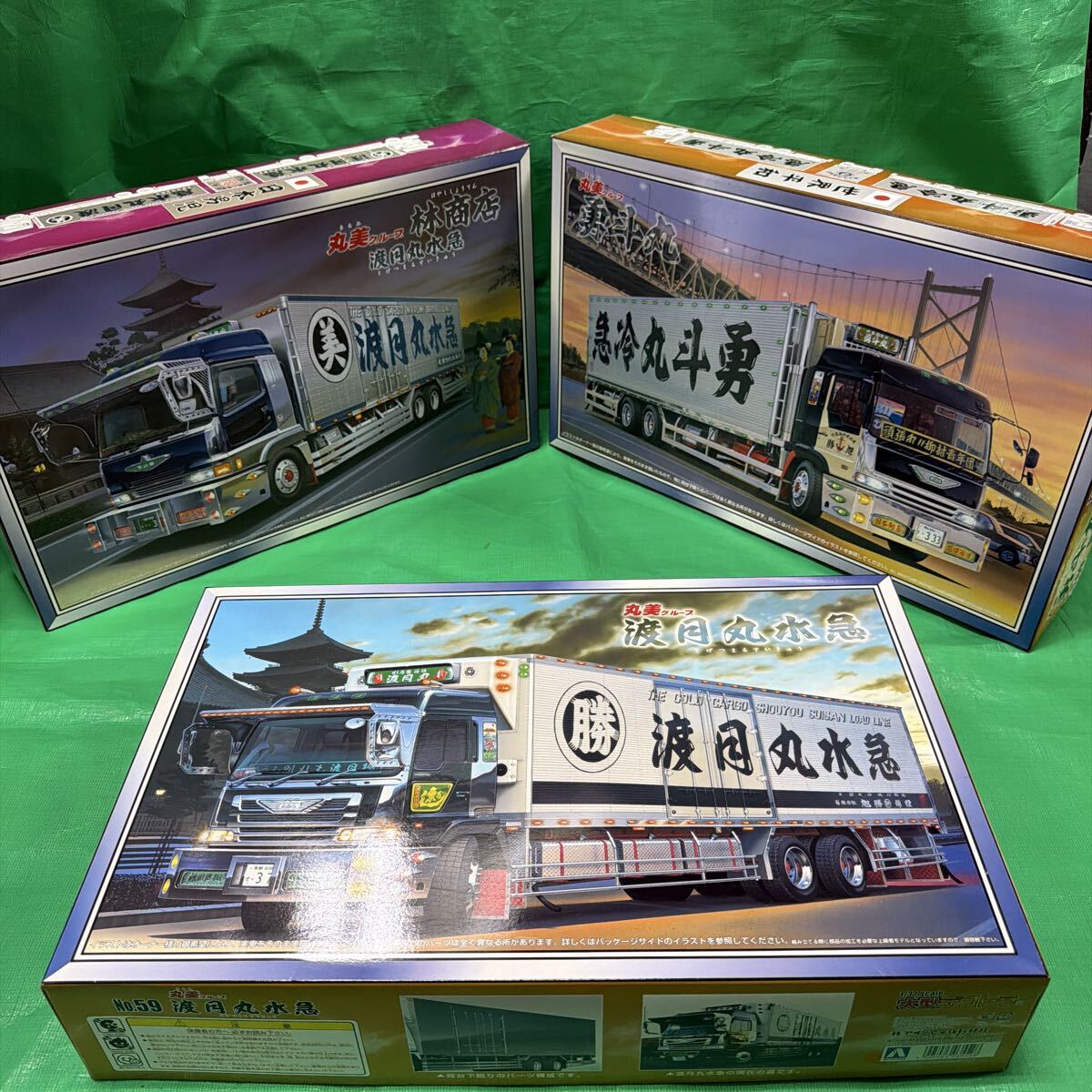 新品】□アオシマ 1/32 アートトラック 永遠の初代渡月丸 【未組立