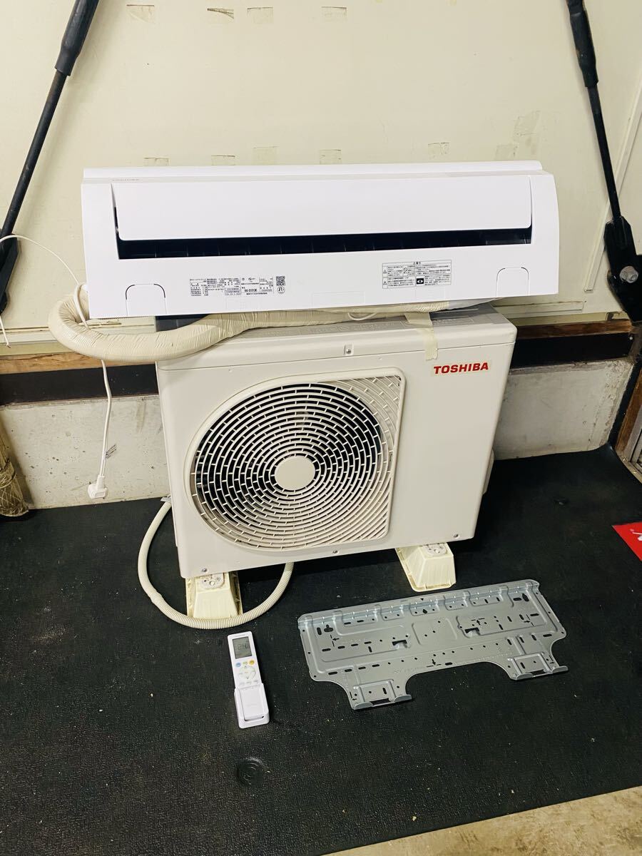 ホイ東芝ルームエアコンディショナ TOSHIBA 東芝 木かげ ルームエアコンディショナ RAC-181JF 昭和レトロ
