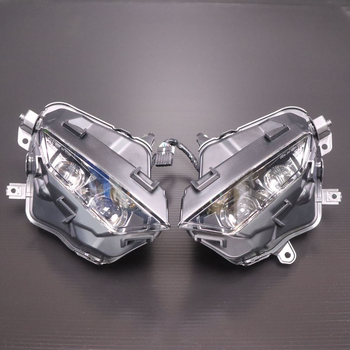 CBR1000RR SC77 ホンダ純正 ヘッドライト cbr1000rr sc77 純正ヘッドライトユニット 美品の落札情報詳細 - Yahoo