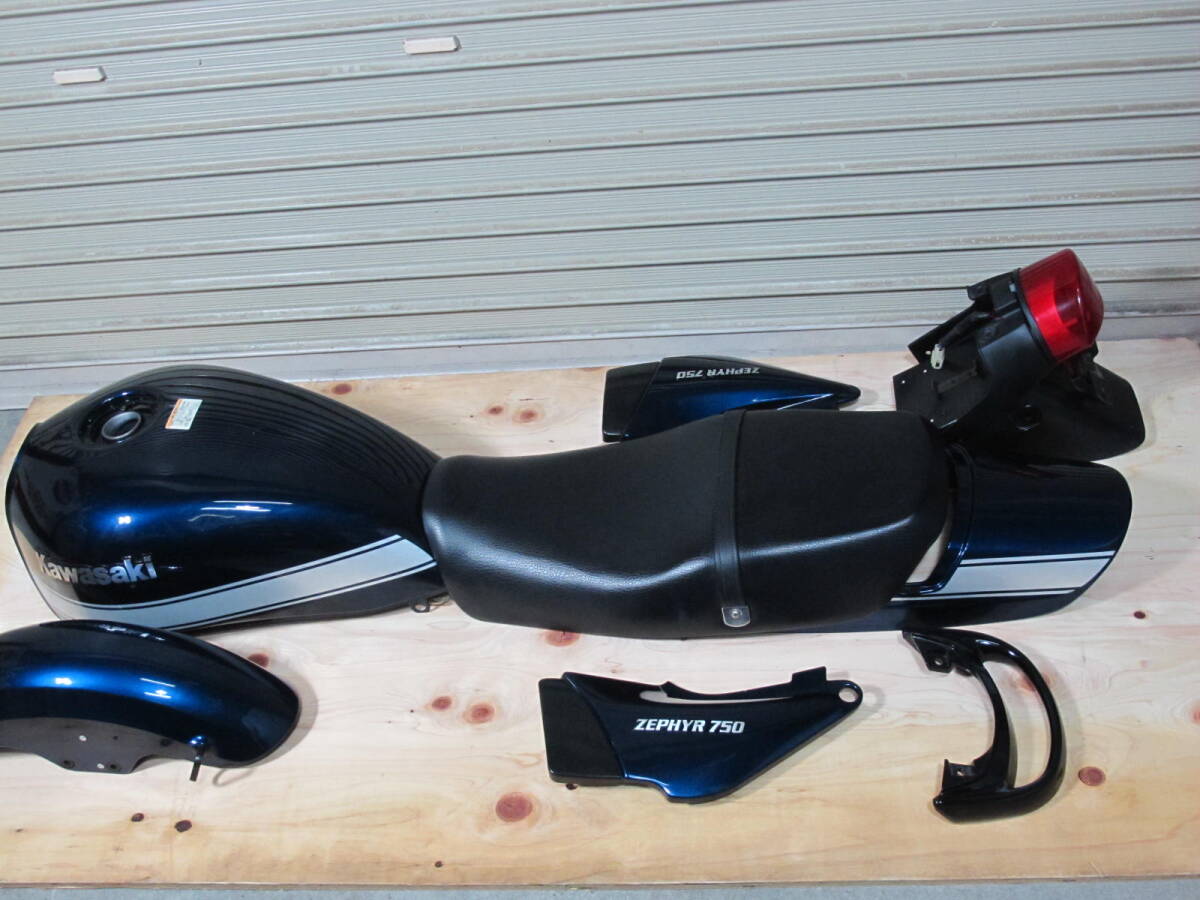 VTZ250用 CBXテールカウル (テールランプ、タンデムバー 専用