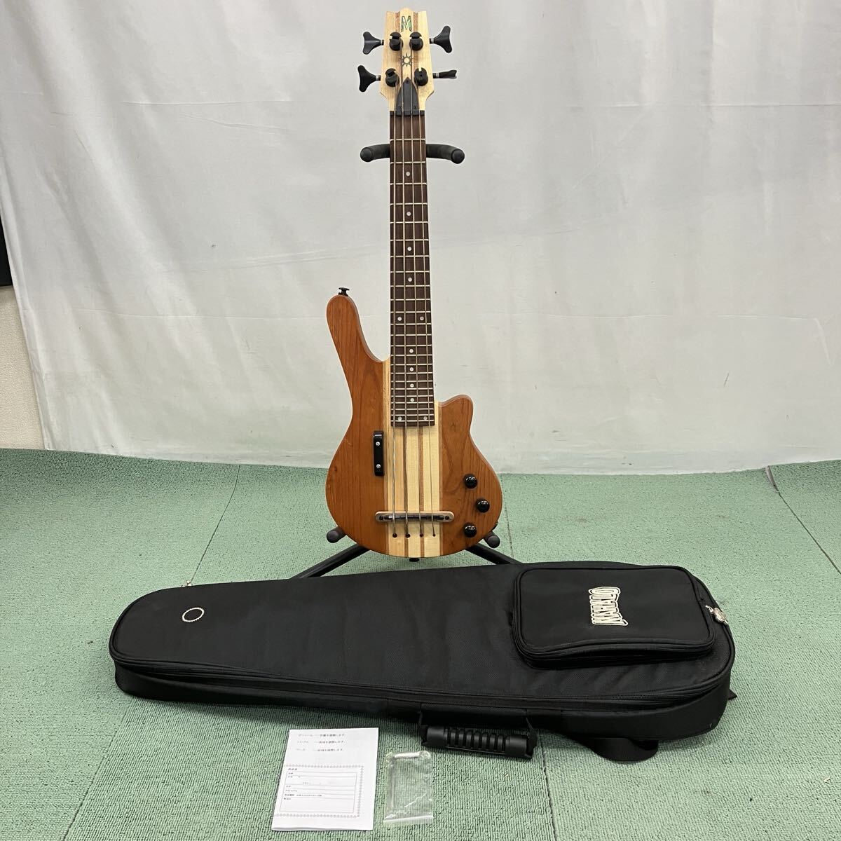 A071T067○Groovin' by Morris TG-60 エレガット 中古 ソリッドボディ