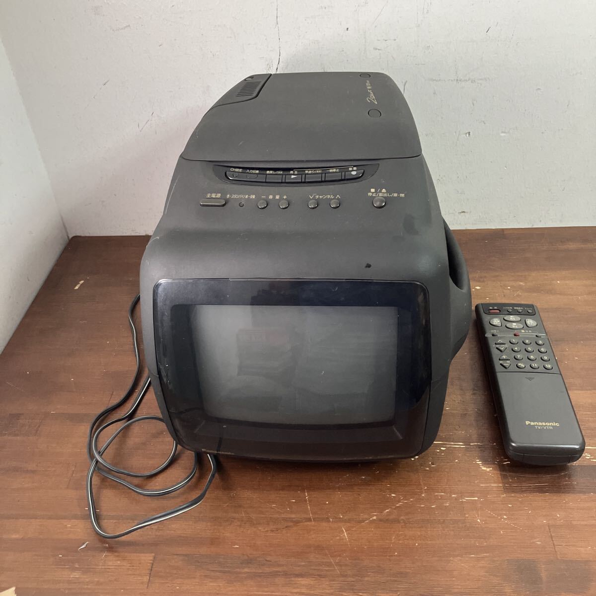 パナソニック テレビデオ 14型ビデオ内蔵型テレビ TH-14EV30の落札情報