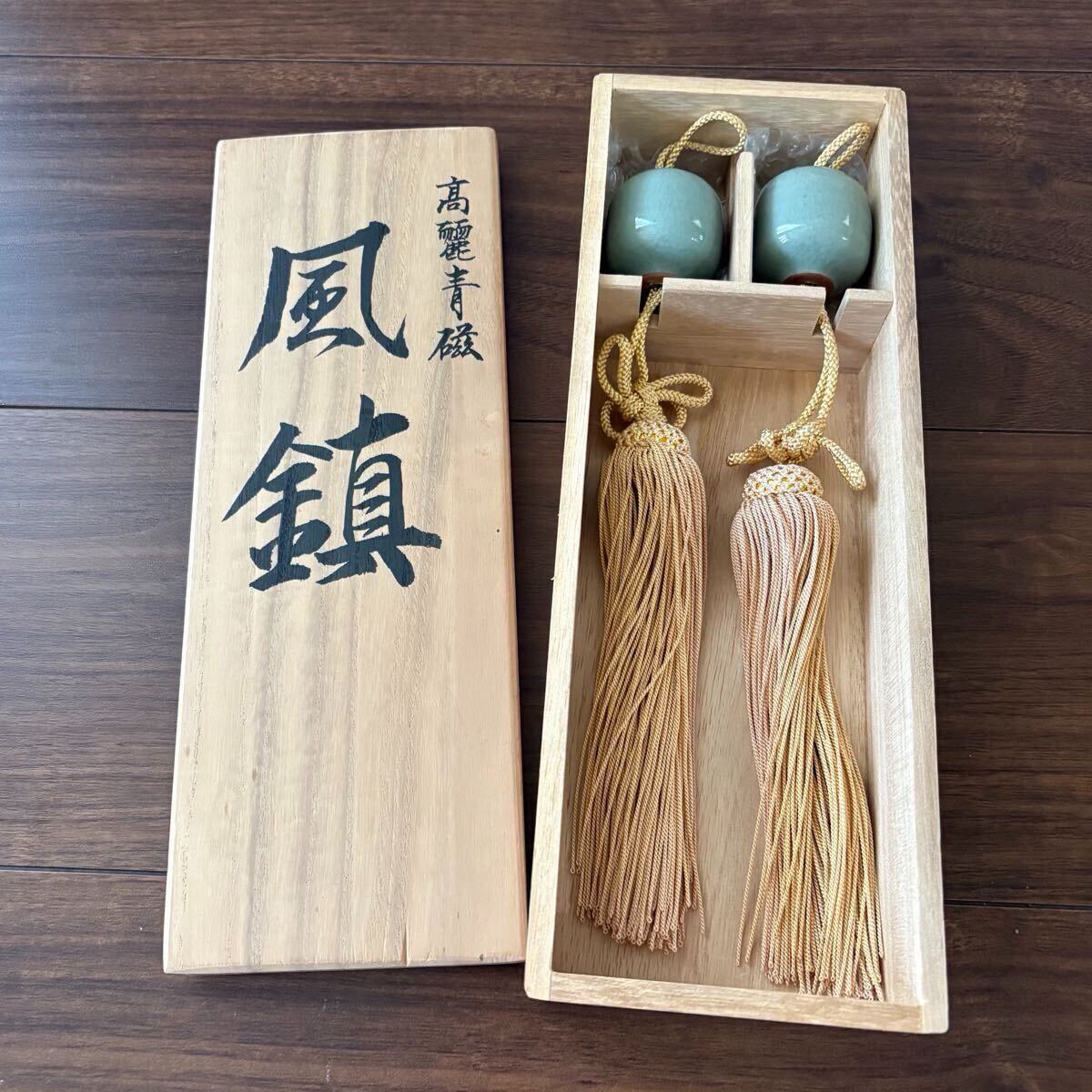 新品】韓国 東國窯 赫山 方澈柱 酒器セット 徳利 盃2客 共箱 高麗青磁