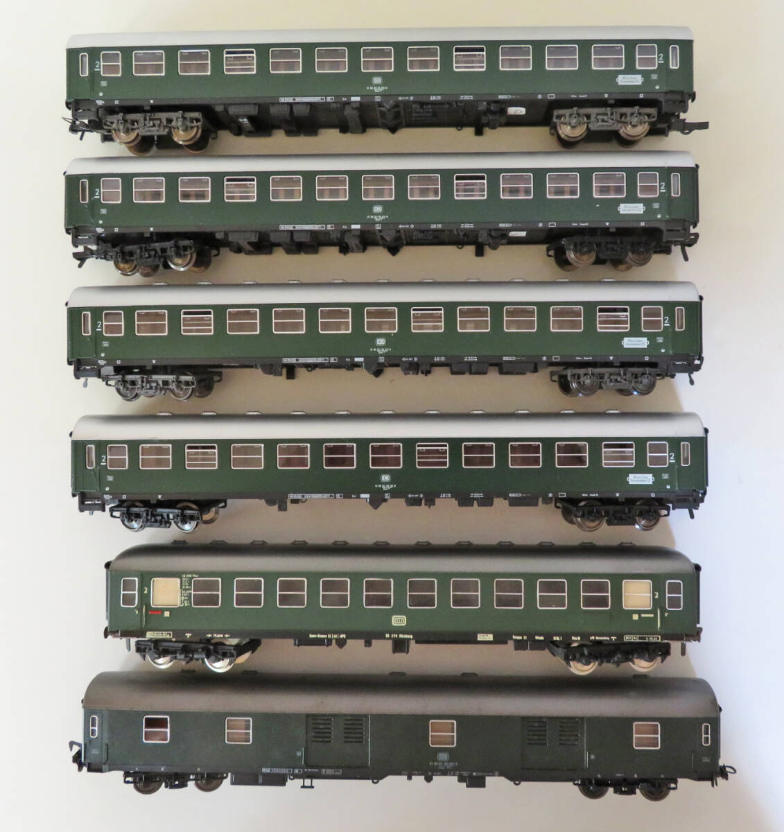 FLEISCHMANN フライシュマン Nゲージ IC 急行 用 客車 新塗装