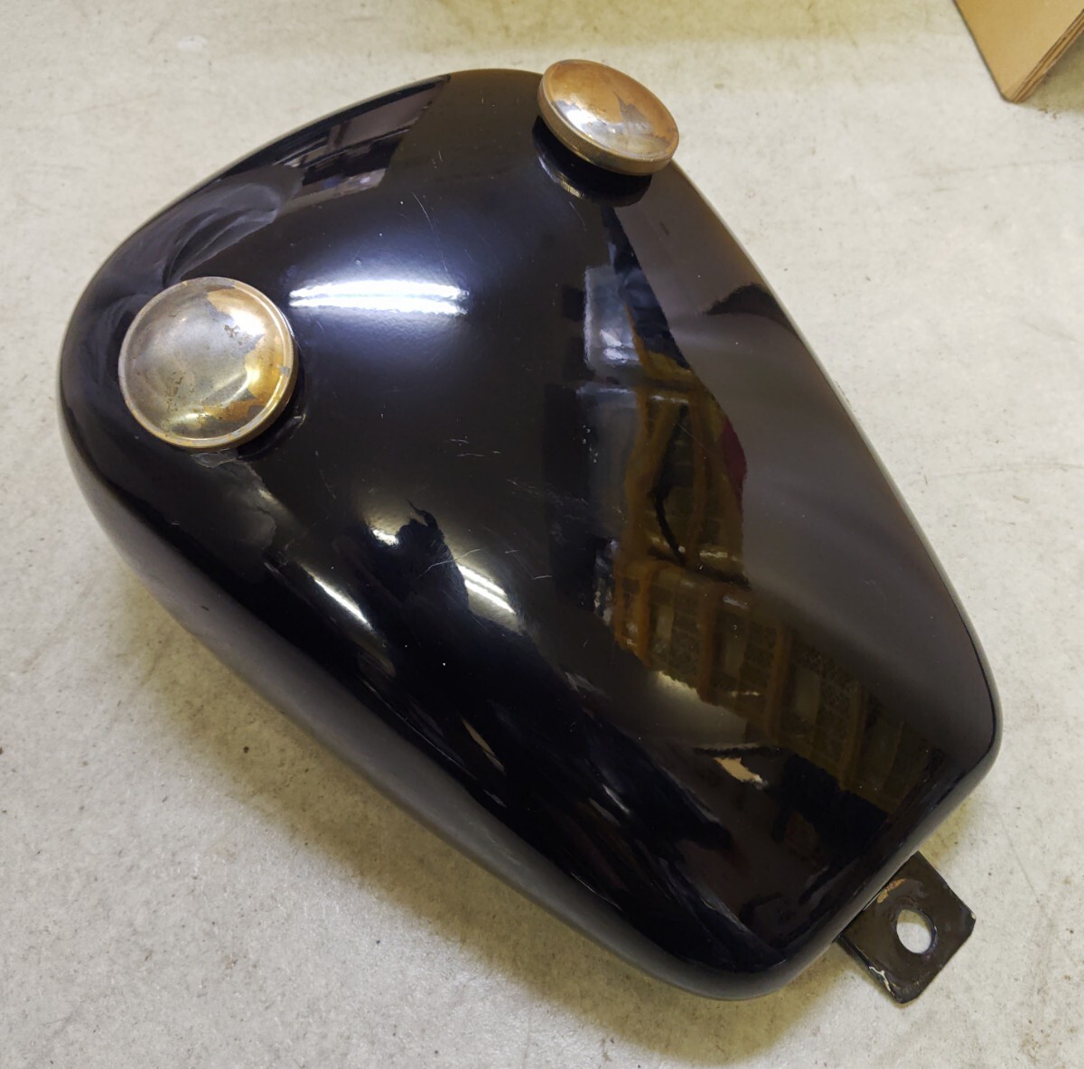 個性派 ファットボブタンク！ ローロング NC26 スティード 400