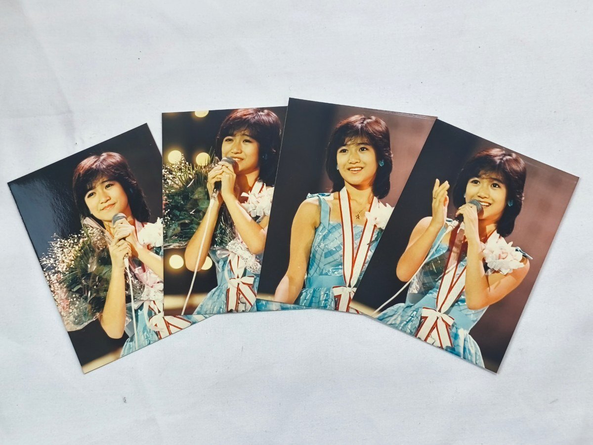 高画質 岡田有希子 L版のお写真です30枚＋秘密の写真を 5枚お付けし