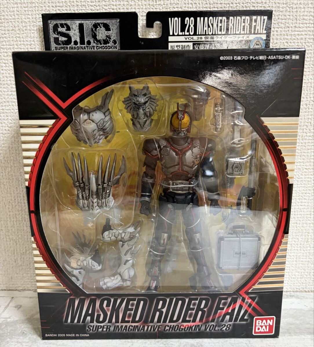 中古】放送当時物 バンダイ 仮面ライダーファイズ ヘルメット マスク