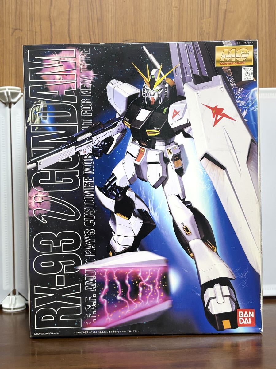 RG 1/144 RX-93 νガンダム 九龍版 全塗装済完成品 機動戦士ガンダム