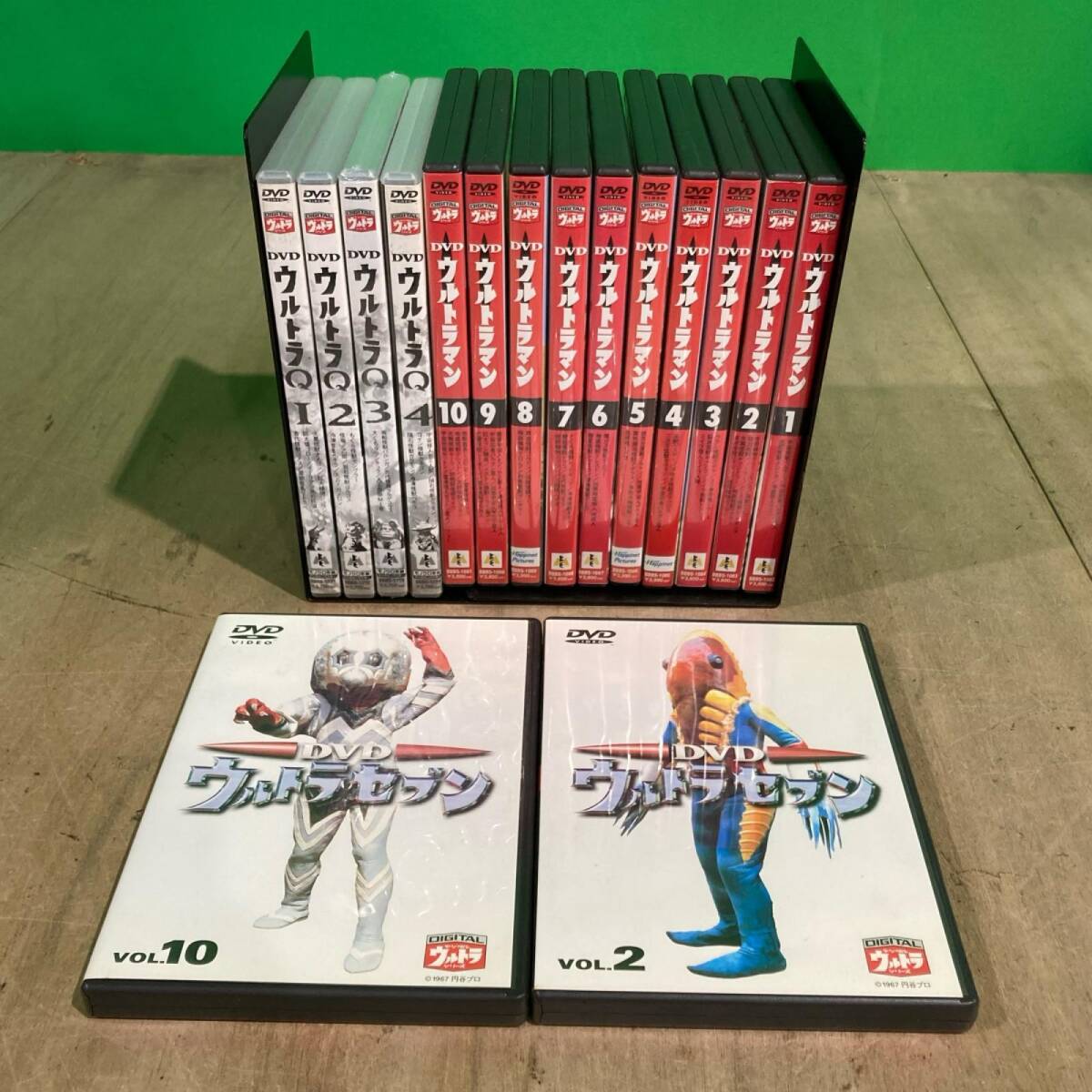 中古】超美品 ウルトラセブン DVD 全12巻セット 高画質デジタル