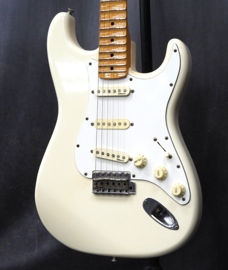 Fender JAPAN ストラトキャスター イングヴェイタイプスキャロップ E