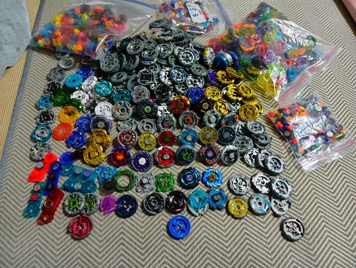 ボトム色違い】 正規品 メタルファイト ベイブレード 4Dシリーズ USED