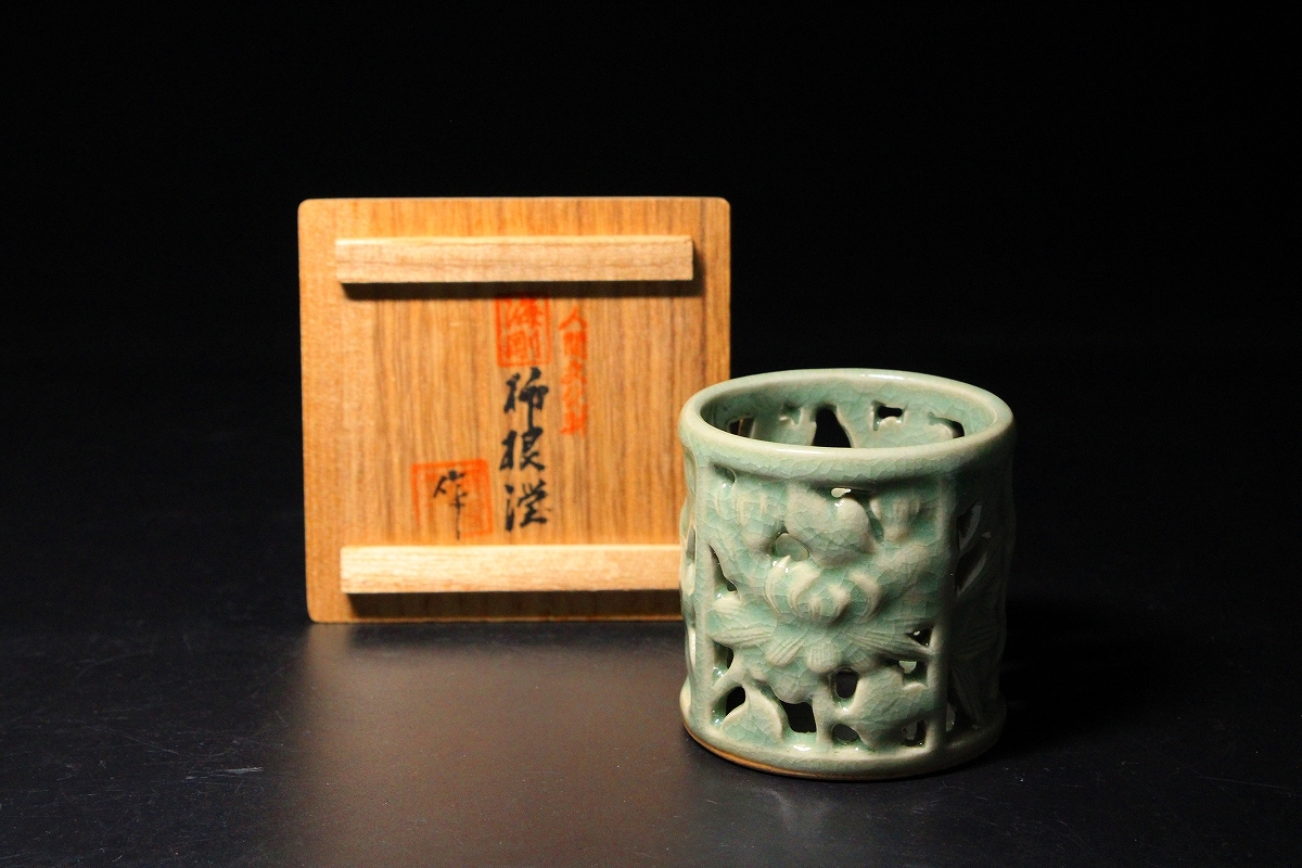 美品】 高麗青磁 海津作 壺 大花器 花入れ 花瓶 置物 陶器 網透かし