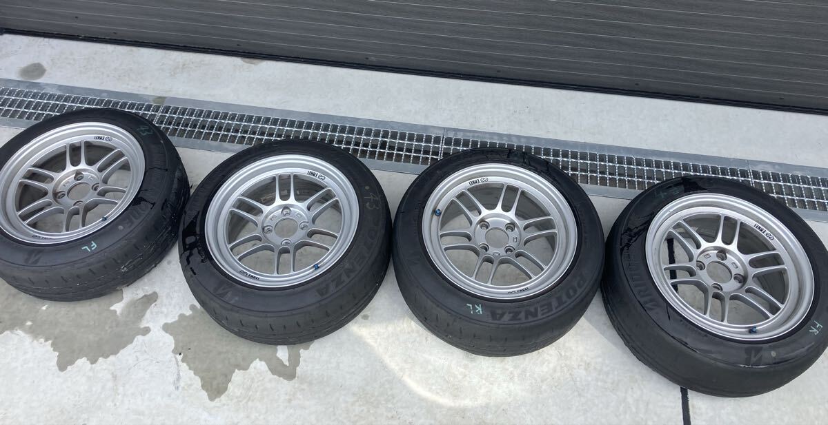 中古】WORK エクイップ03 タイヤ付き 15インチPCD100 4穴 8.5JJ