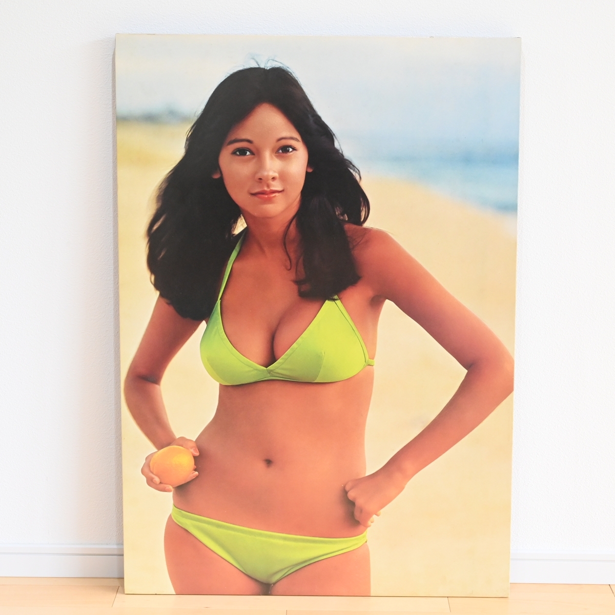 アグネスラム ポスターパネル レア品 昭和レトロなポスターパネル 木製