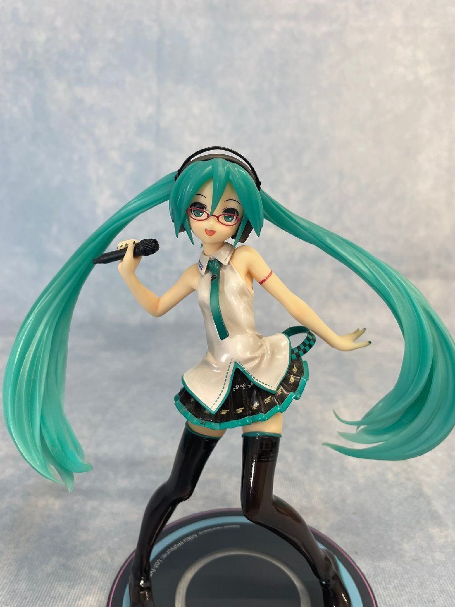 新品】【新品未開封】フリーイング 巡音ルカ V4X 1/4 フィギュア