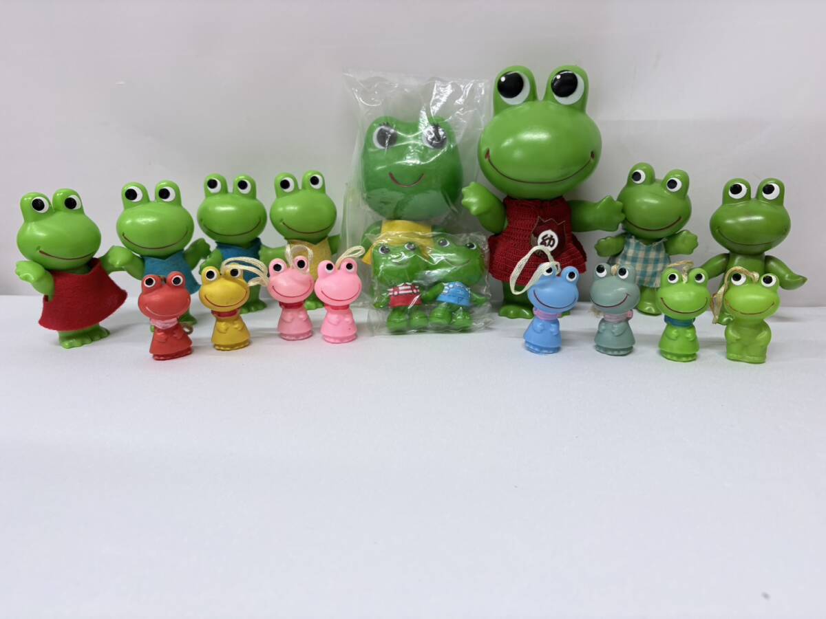 新品】昭和レトロ カエルの椅子 笛鳴り椅子 かえる 雑貨 あか 子供の