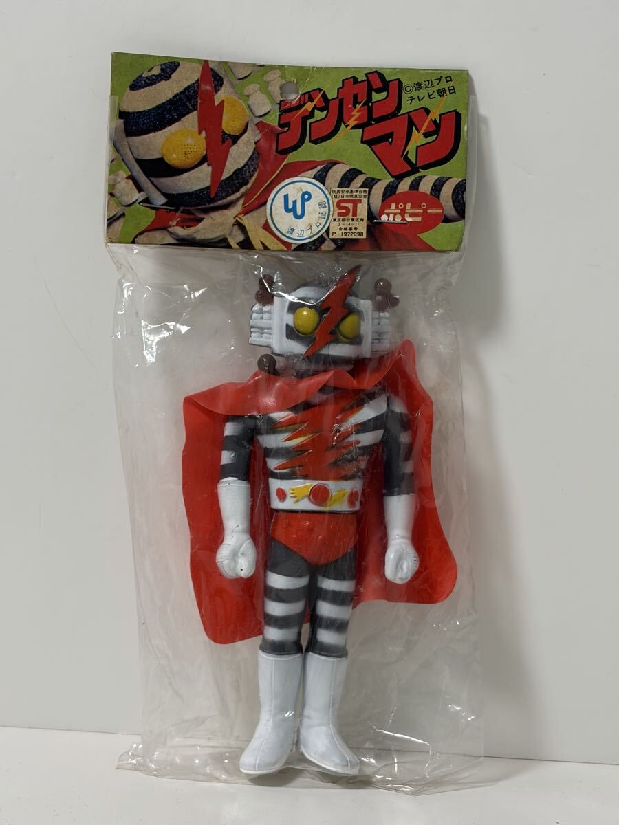 E67《仮面ライダー消しゴム フィギュア 16体》仮面ライダー100 8箱