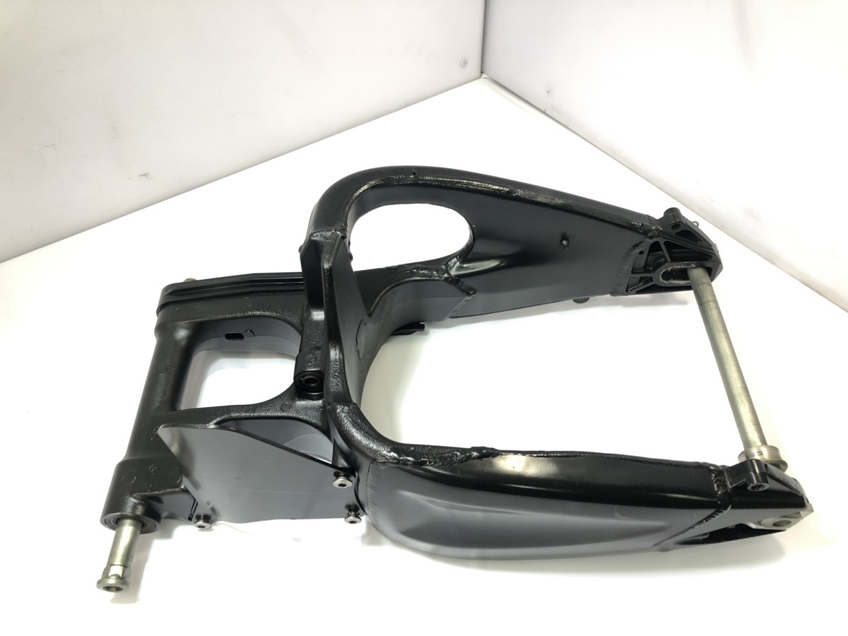 KAWASAKI ZX-10R ZXT00D 06 07 D型 スイングアーム アクスルシャフト